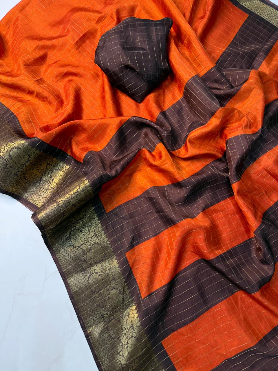 Heavy Zari Checks Saree with Zari Weave Stripes & Viscose Zari Butti Blouse