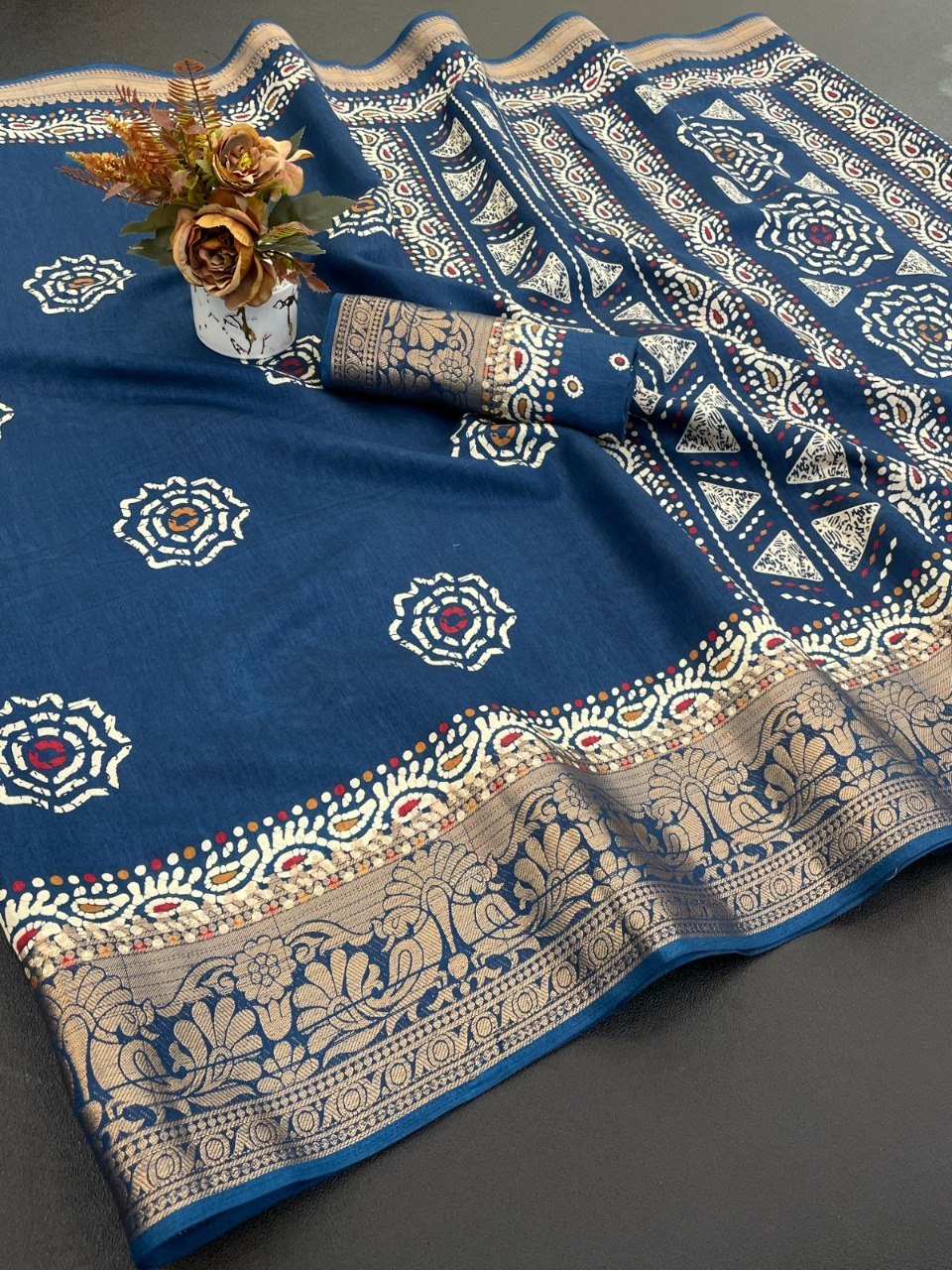 Dola Silk Saree with Designer Print, Jacquard Border & Designer Pallu