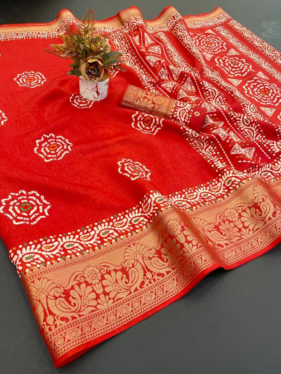 Dola Silk Saree with Designer Print, Jacquard Border & Designer Pallu